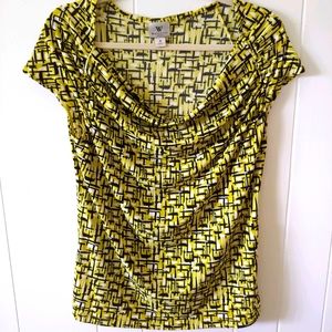 Cap sleeve stretch top